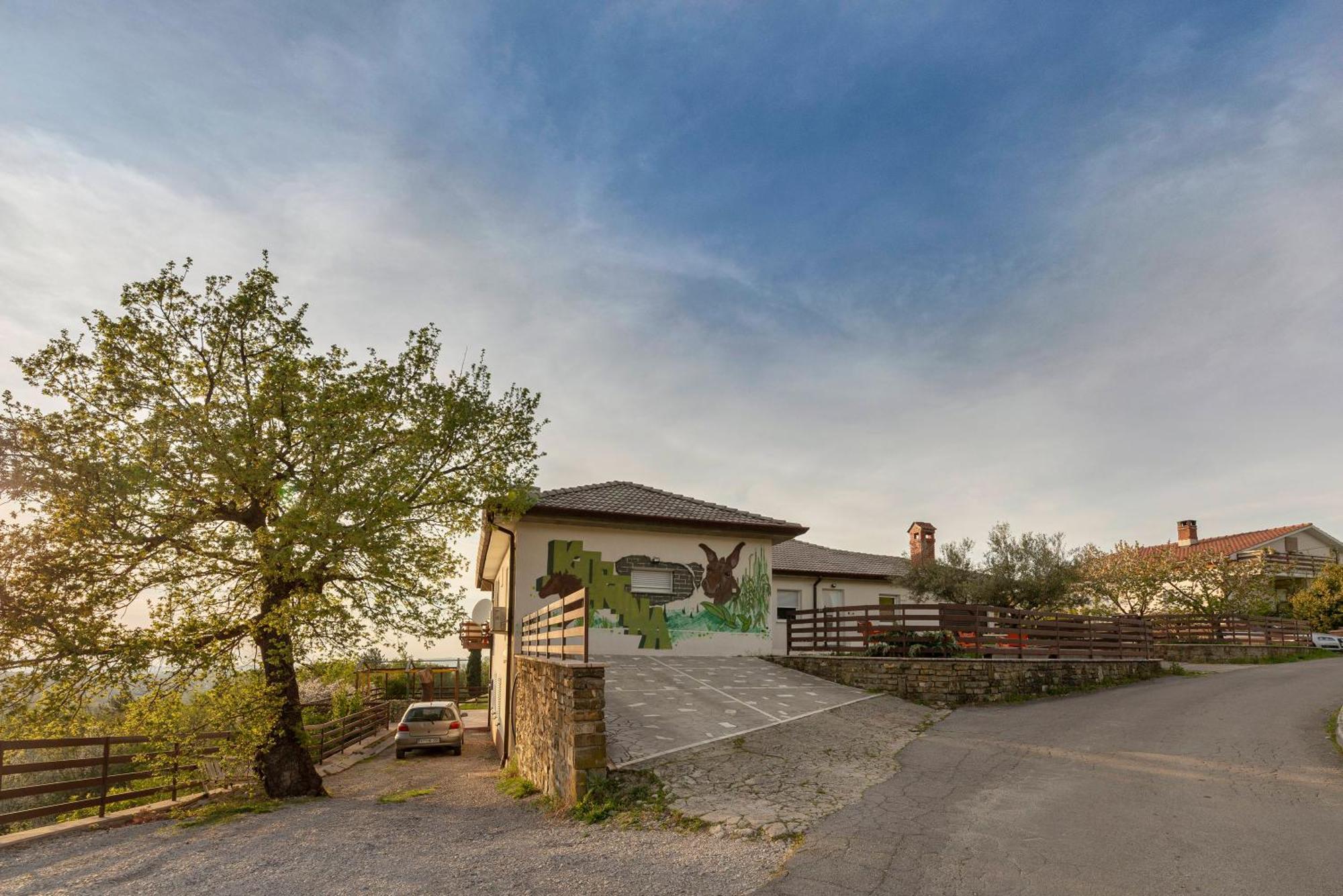 Apartments Souranded By Forest With Sea View Koper Exterior photo