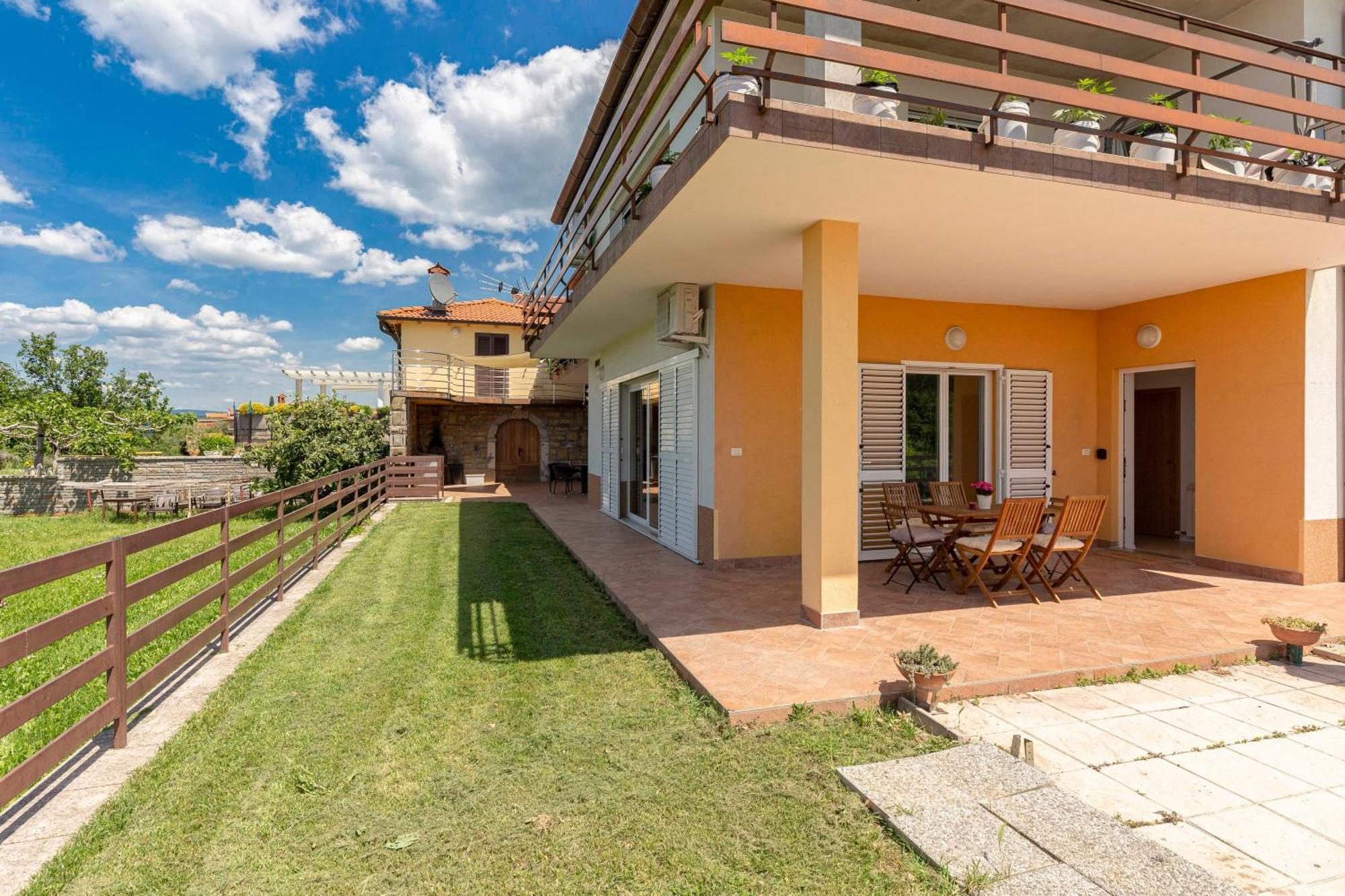 Apartments Souranded By Forest With Sea View Koper Exterior photo